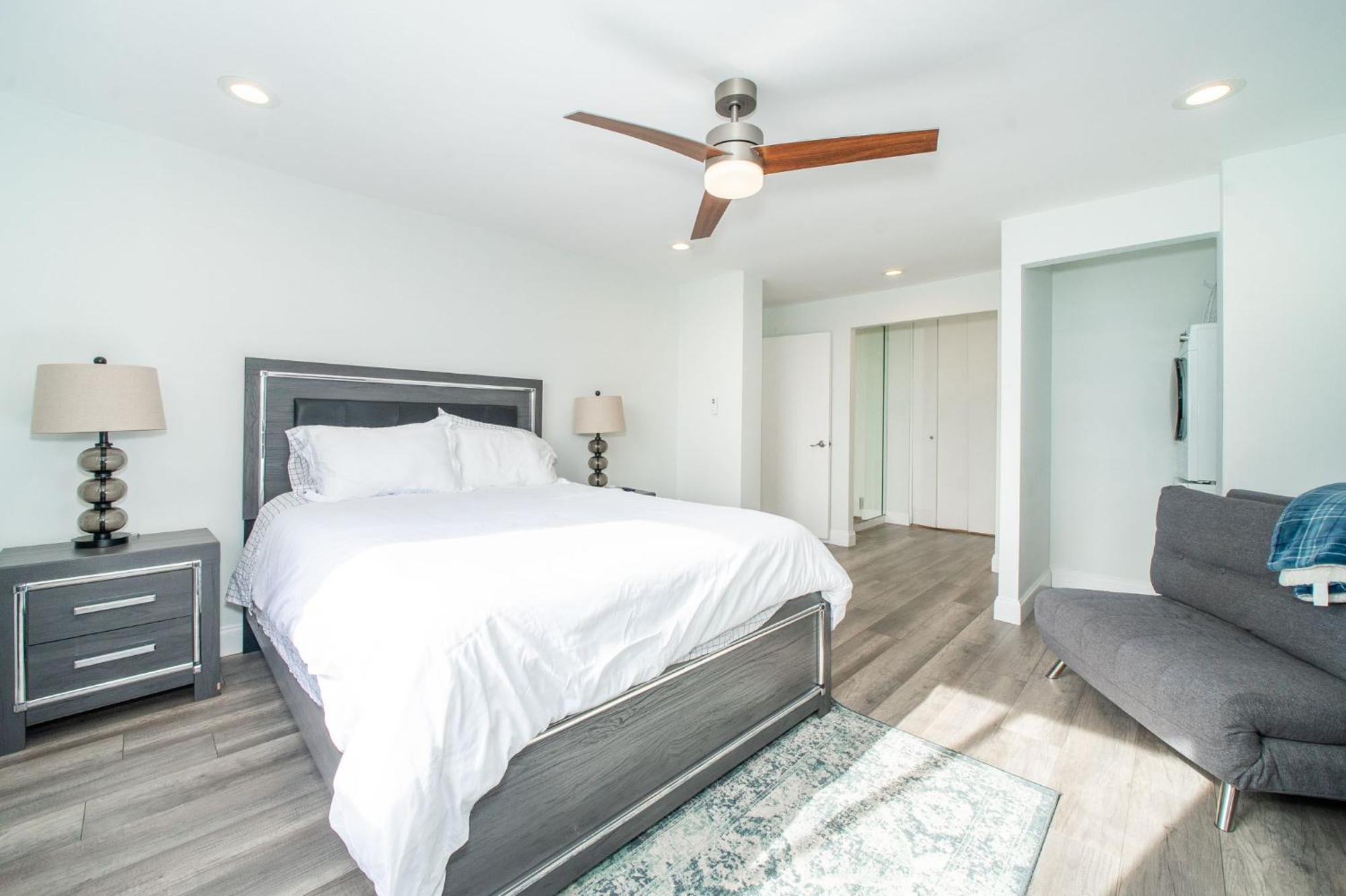 Just Renovated 3 Br/2Bath/ Parking+ Downtown View Apartment แอตแลนตา ภายนอก รูปภาพ