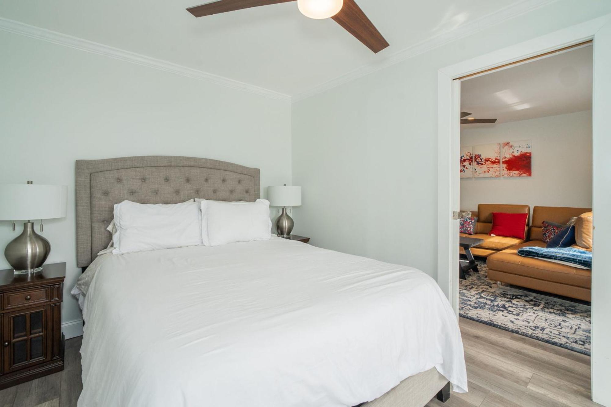 Just Renovated 3 Br/2Bath/ Parking+ Downtown View Apartment แอตแลนตา ภายนอก รูปภาพ